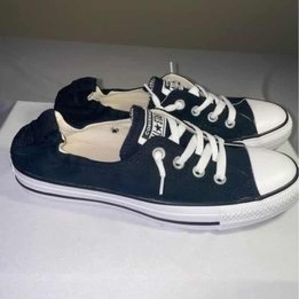 Women’s Converse “Shoreline Slip” Pull-on/ Slip-on - ChuckTaylor All Star Size 9